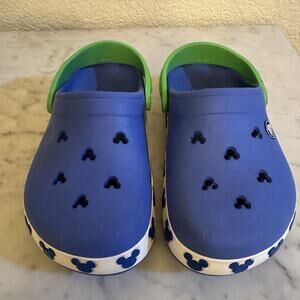 Crocs Disney Mickey Mouse Shoes Children Size J2 Slip On Clogs Sandals Kids